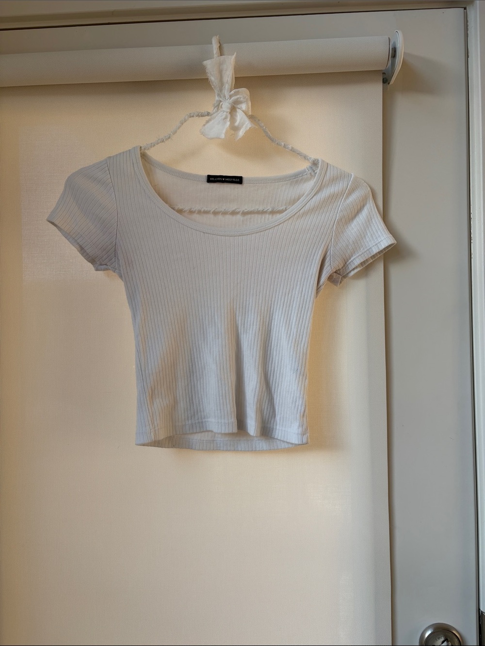 Brandy Melville White Ribbed Scoop Short Sleeve Top